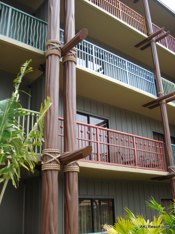 Kidani balconies